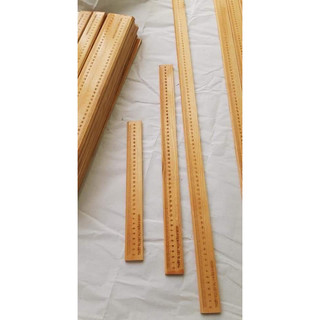 Khay đựng phấn + Thước gỗ giáo viên 50cm