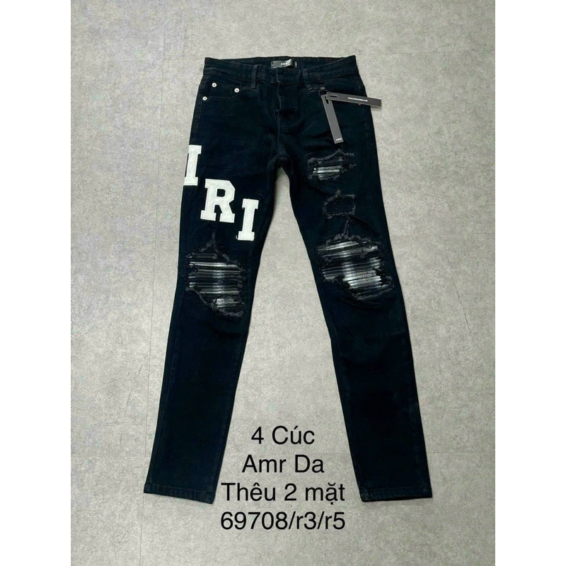 Quần jean amiri thêu chữ đùi,quần jean amiri vá kẻ thêu chữ AMIRI cực hot