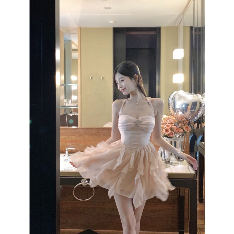 Đầm công chúa tiểu thư