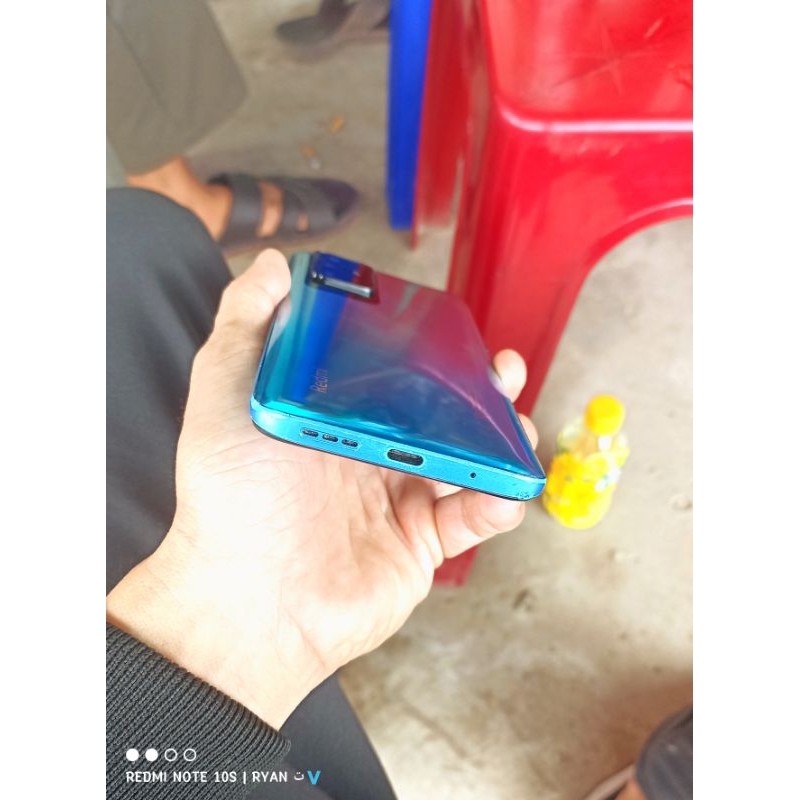 Điện thoại Redmi 10, màn hình 6,5 inch full HD+, pin khủng 5000mAh sạc nhanh 18w, camera 50MP, loa kép