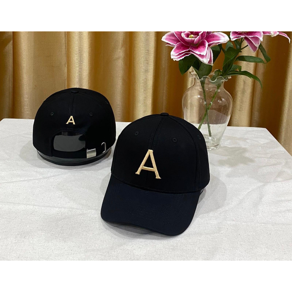 Nón mũ lưỡi trai màu đen thêu chữ cái unisex nam/nữ, trẻ trung cá tính, hợp thời trang HUW OFFICIAL