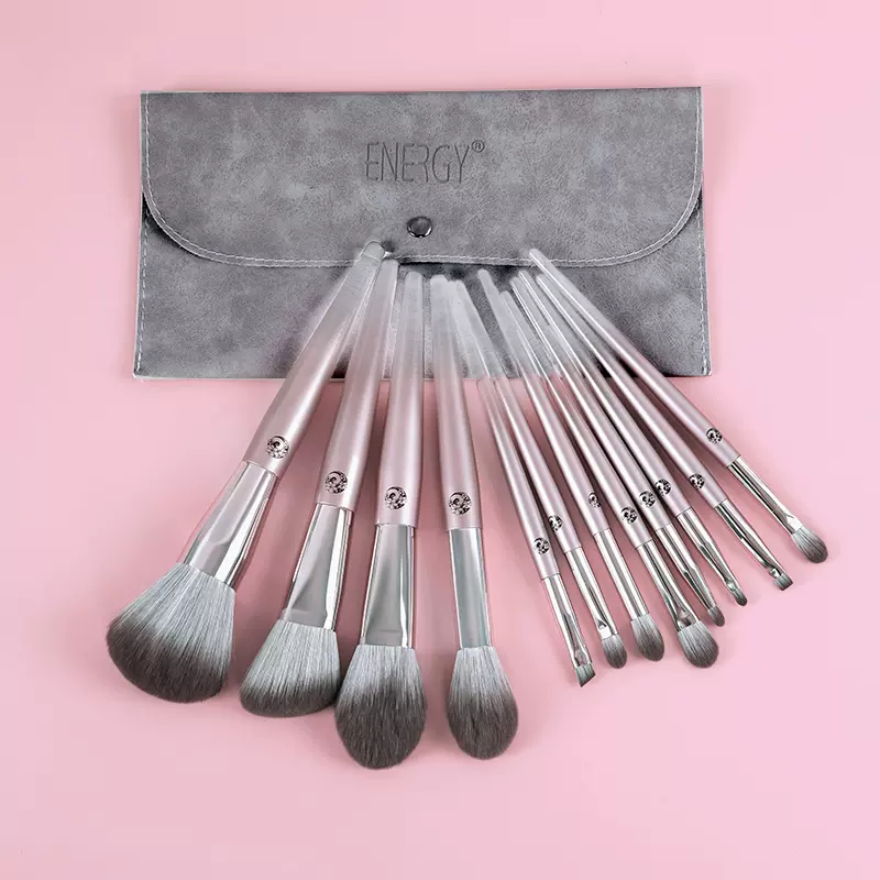 Bộ cọ trang điểm ENERGY smoke light coagulation 12 cây kèm ví đựng