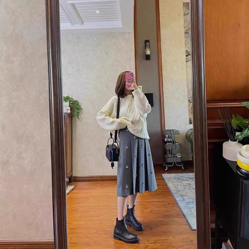 Chân váy midi xếp ly đính đá cao cấp  CV01