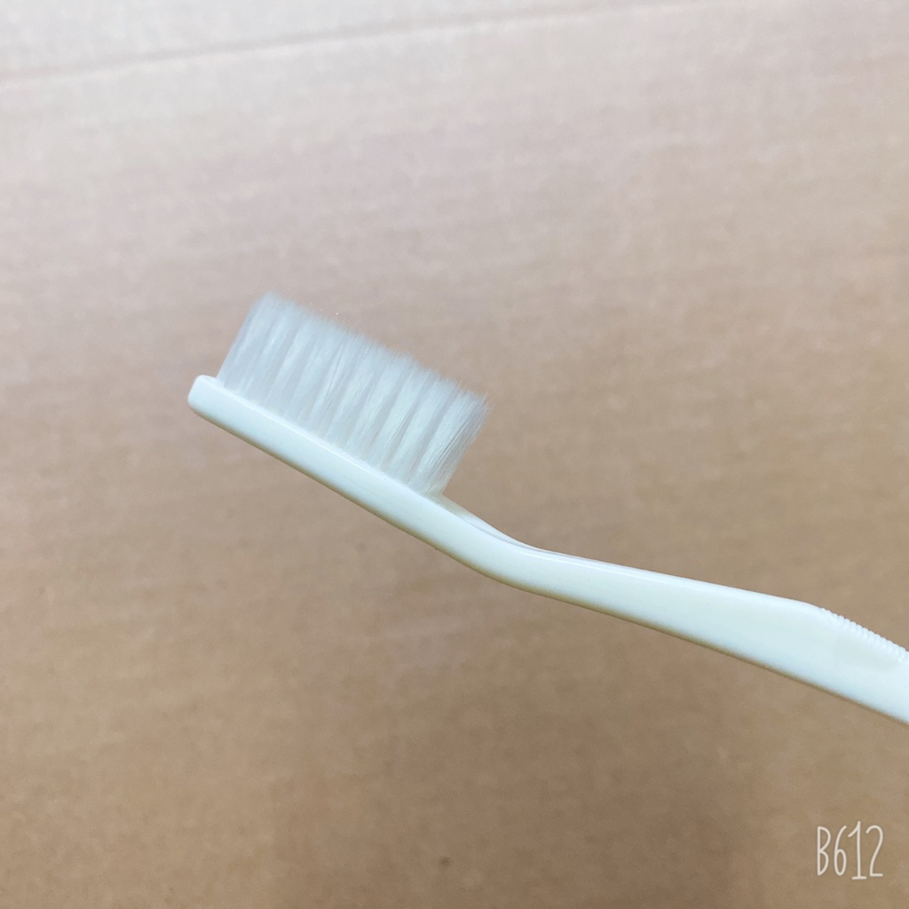 Bàn chải giá rẻ dùng 1 lần cho nhà nghỉ khách sạn