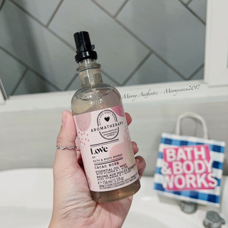 Xịt gối & xịt thơm thư giãn Bath & Body Works Aromatherapy Love Rose Cacao 156ml