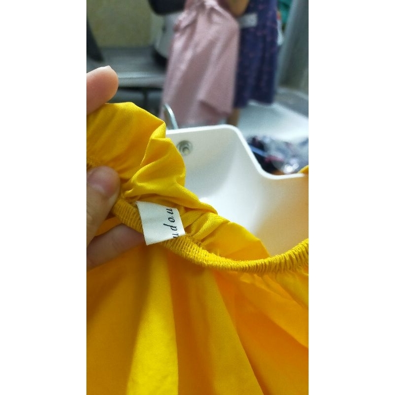 Áo vàng cotton size M-L