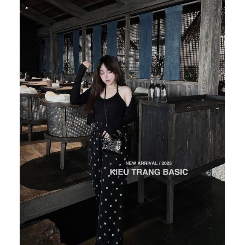 SET 3 MÓN ÁO QUÂY ĐEN KÈM QUẦN XUÔNG CHỮ A