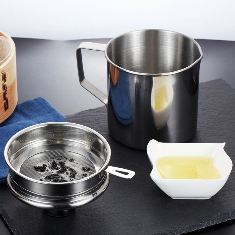 Ca lọc dầu ăn CÓ GIÁ LỌC inox 304 sáng bóng, Bình Lọc Dầu Ăn Bằng Inox Cao Cấp 1,2L