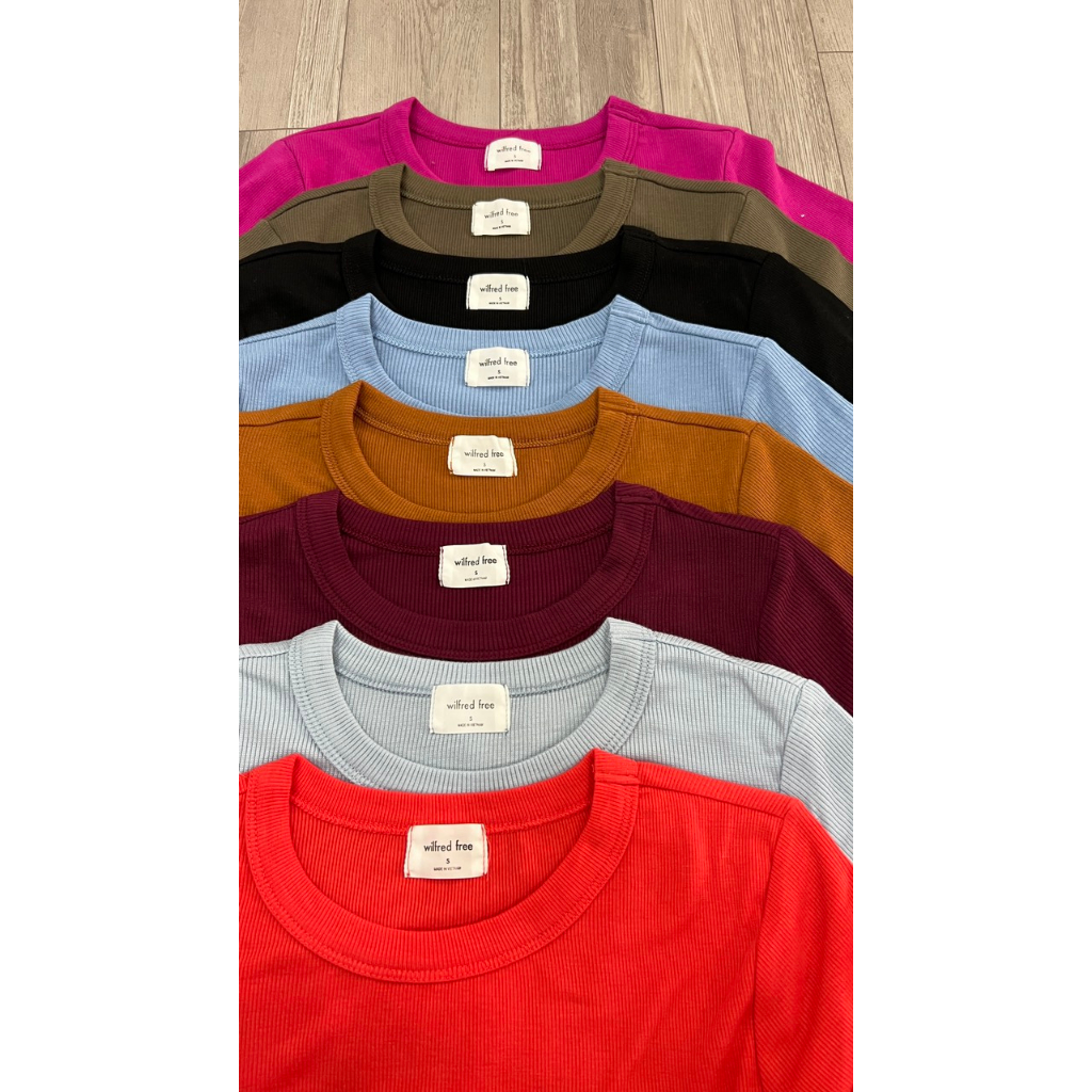Áo croptop tay dài Wilfred Free chất thun gân xuất khẩu cực xịn