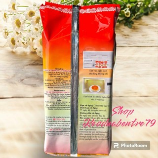 Bánh pía thịt lạp Tân Huê Viên