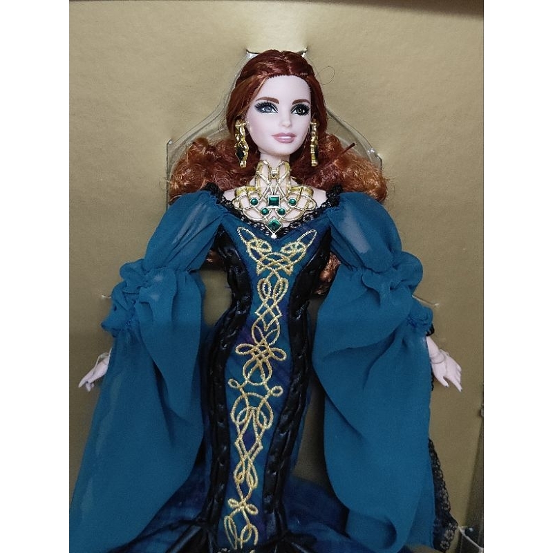 Búp bê barbie Sorcha Glamour