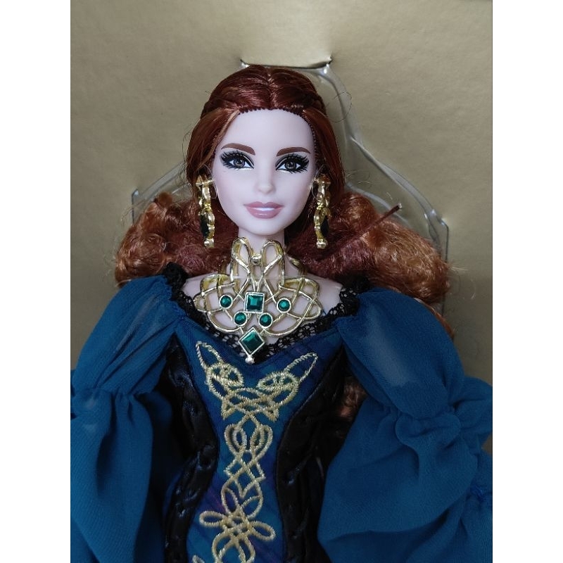 Búp bê barbie Sorcha Glamour