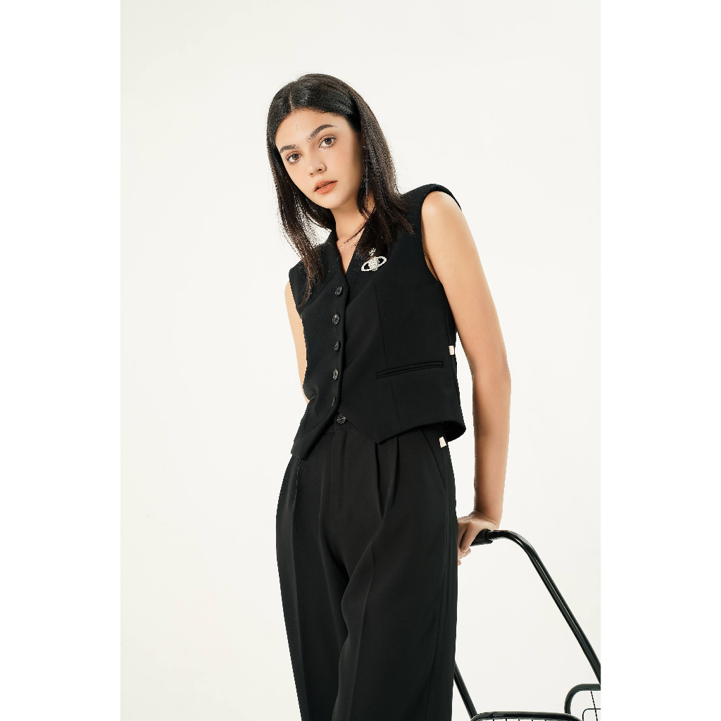 Áo kiểu gile Onetone không tay phối cúc Maiko