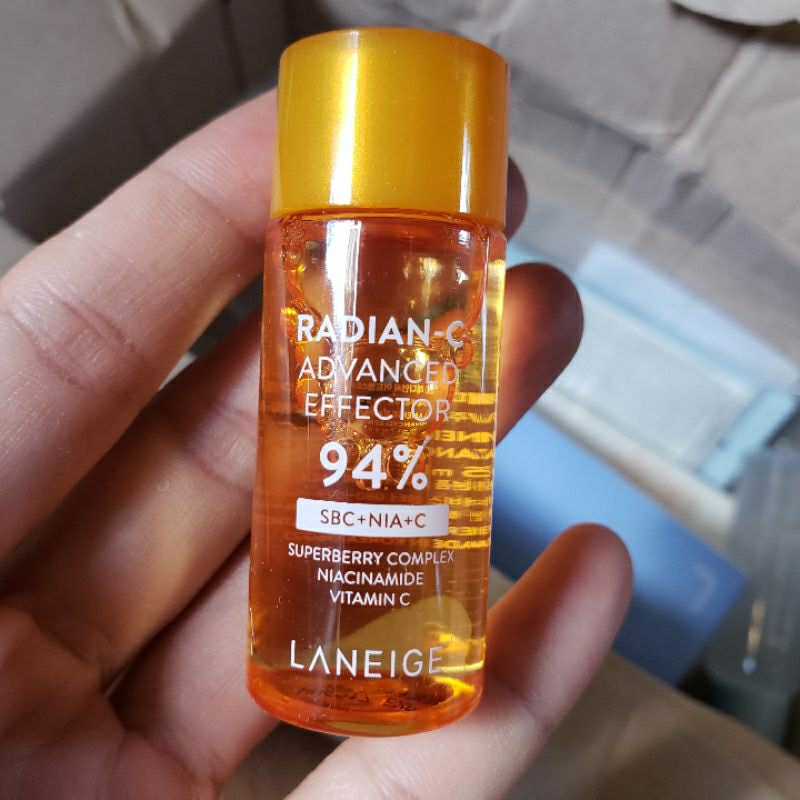 Tinh chất làm đều màu da giảm thâm Laneige Radian C