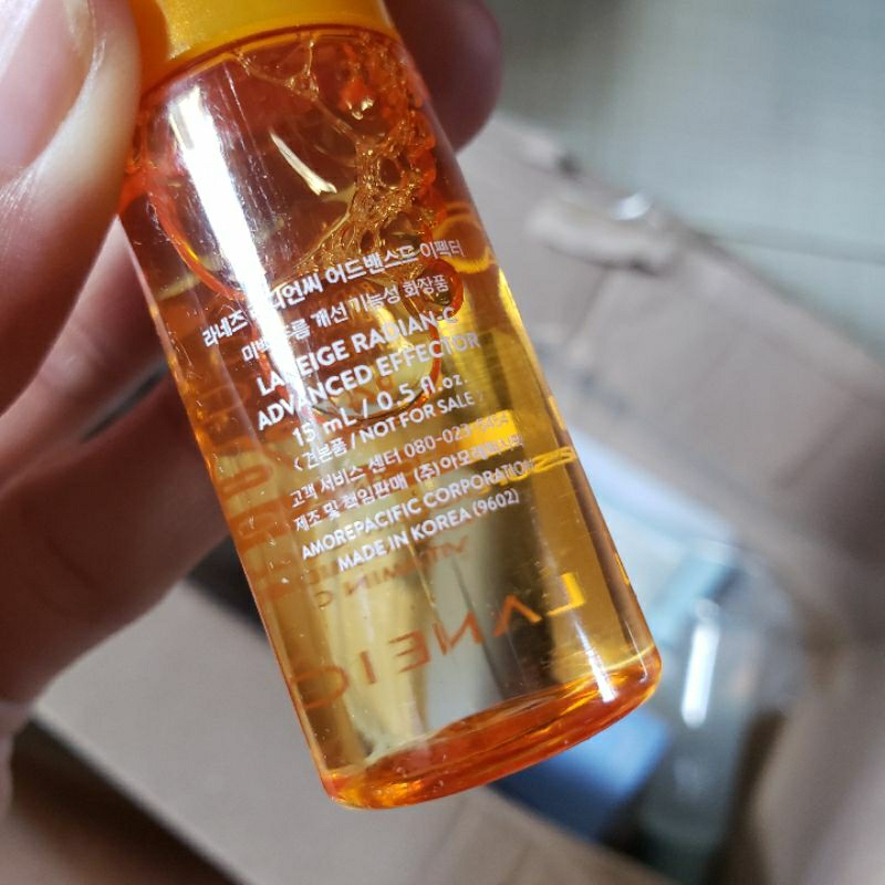 Tinh chất làm đều màu da giảm thâm Laneige Radian C