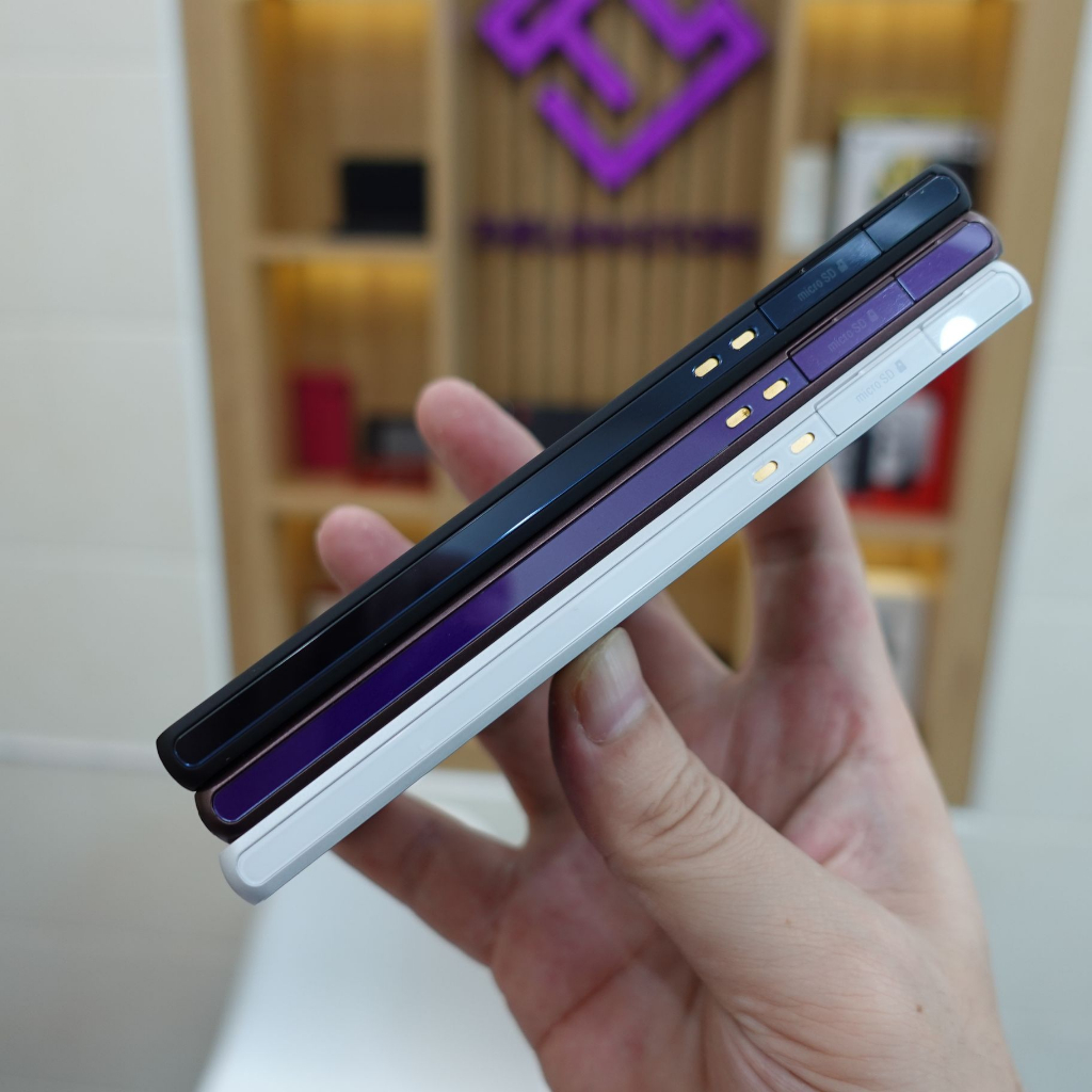 Điện thoại Sony Xperia Z1 C6603 - Màn 5 inch Full HD