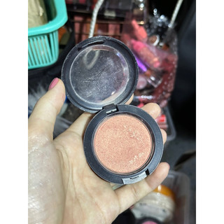 Phấn má mac