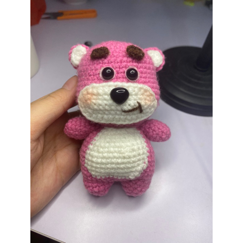 Gấu dâu losto len móc giá rẻ