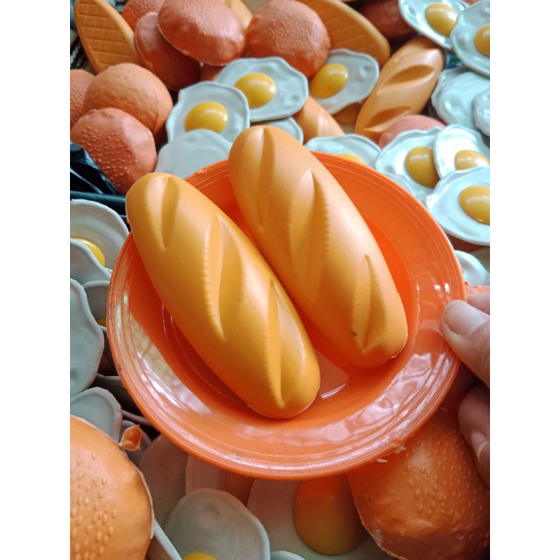 1 đĩa 2 bánh mì - Đồ chơi nấu ăn cân kí dành cho bé iu