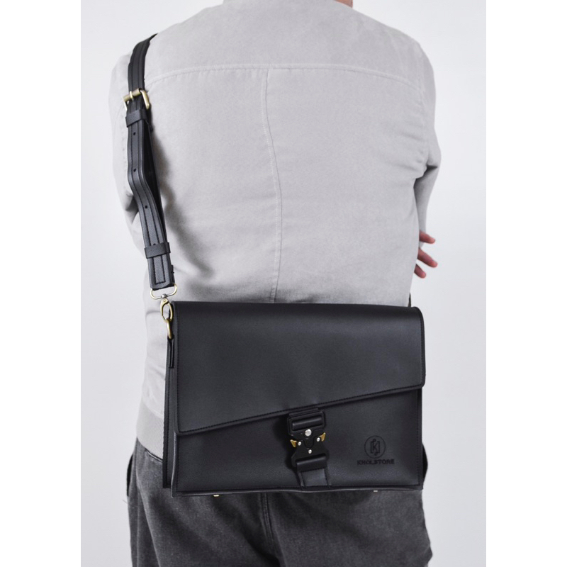 Túi da KHÔISTORE | Diagonal_Túi tote đeo chéo_Túi thiết kế_Hàng thủ công_Túi ipad 11inch_Thời trang_Màu đen