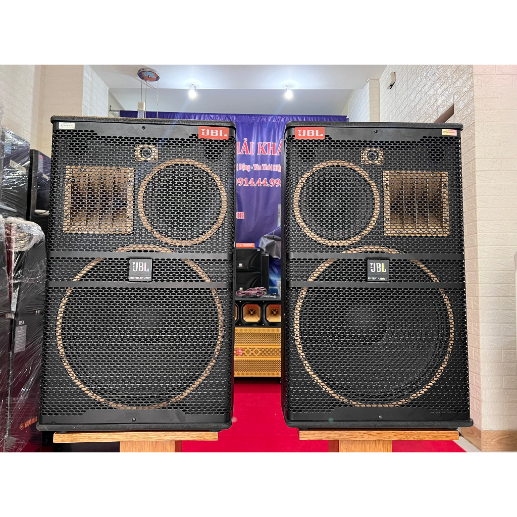 Loa 4 tấc thùng sơn 1 bass 40 và 1 trung 20 và 1 chép Array cao cấp