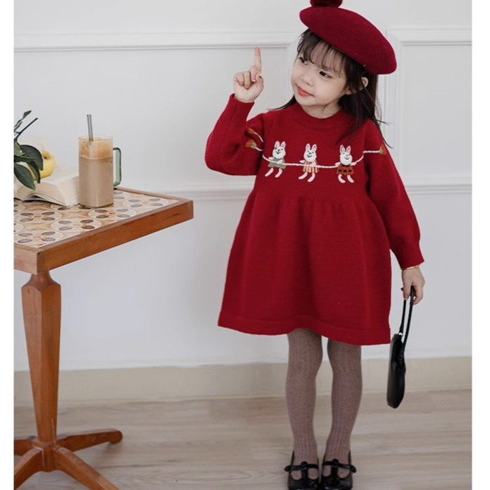 Đồ bé gái Váy cho bé màu đỏ Chất liệu vải nhung loại 1 mềm mại thêu họa tiết dễ thương tôn da xinh dáng siêu Cute