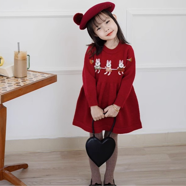 Đồ bé gái Váy cho bé màu đỏ Chất liệu vải nhung loại 1 mềm mại thêu họa tiết dễ thương tôn da xinh dáng siêu Cute