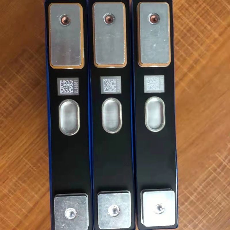 Pin sắt vỏ nhôm 3,7V 40Ah, 50Ah