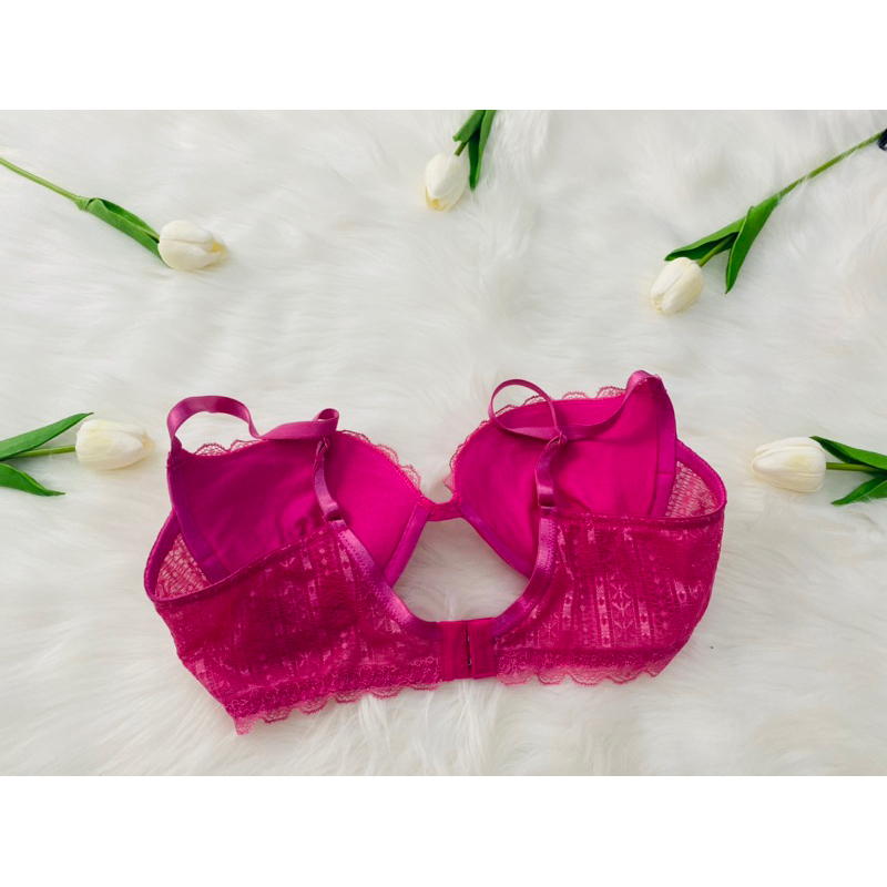 Áo ngực hiệu Wonderbra size 34/36B