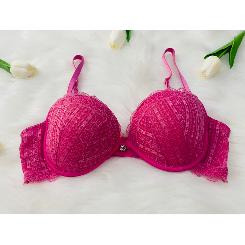 Áo ngực hiệu Wonderbra size 34/36B
