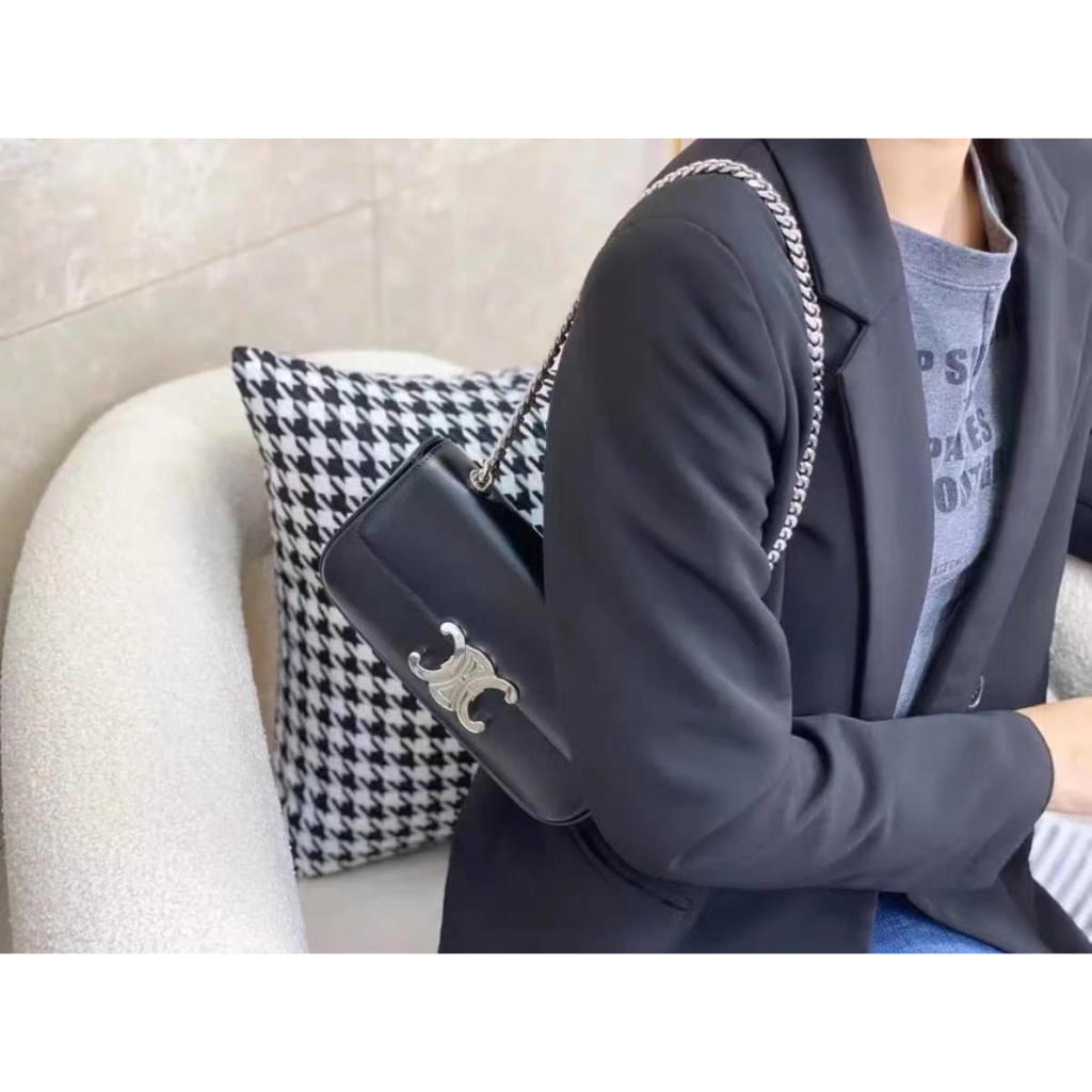 Túi Xách Ce.line dáng ngang size 20cm Màu Đen