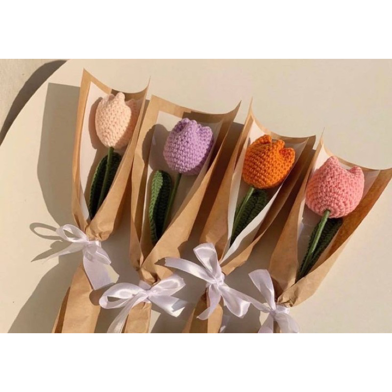Hoa tulip bằng len handmade