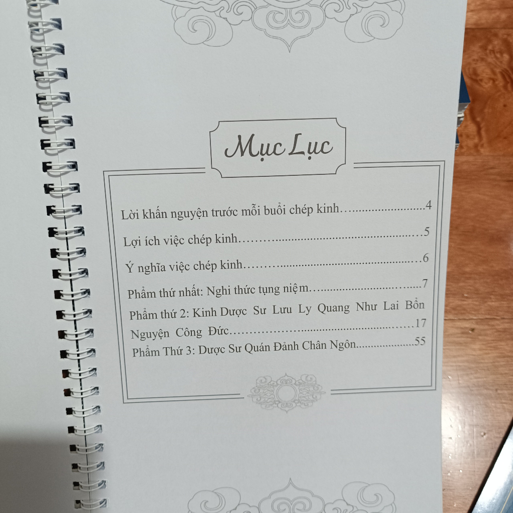 Sổ Chép Kinh Dược Sư in Mờ Tặng Kèm Bút Chép Kinh.