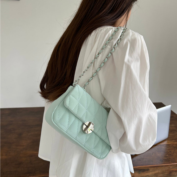 Faya - Túi xách T2084 đeo chéo chần ô khóa xoay sang trọng