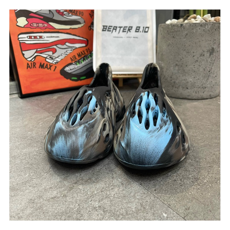 GIÀY YEEZY FOAM RUNNER 'MX CINDER'