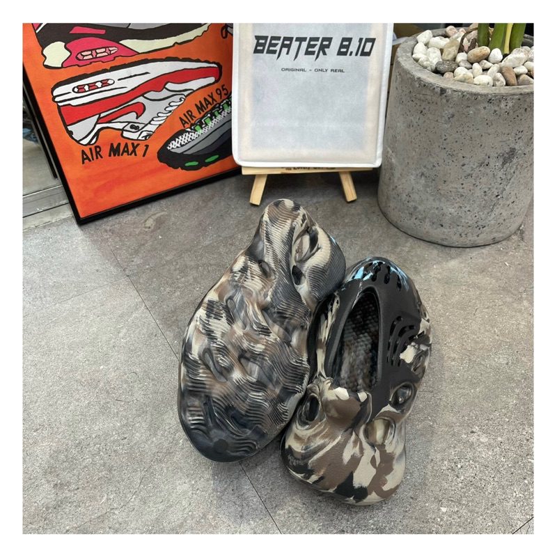 GIÀY YEEZY FOAM RUNNER 'MX CINDER'