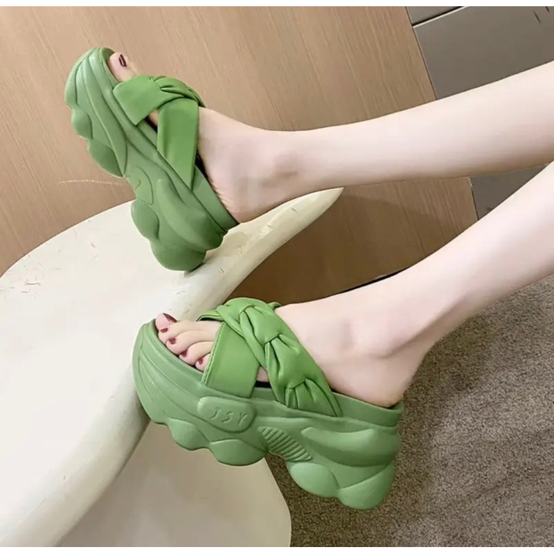 DÉP BÁNH MÌ QUAI CHÉO CHỮ X HÀNG NHẬP QC