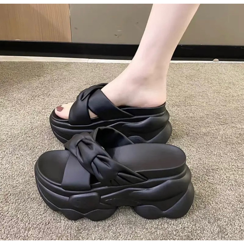 DÉP BÁNH MÌ QUAI CHÉO CHỮ X HÀNG NHẬP QC