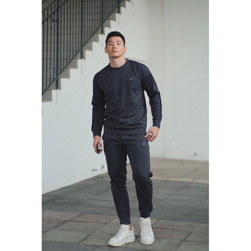 BỘ THỂ THAO NAM UMI DESTINI SỌC.