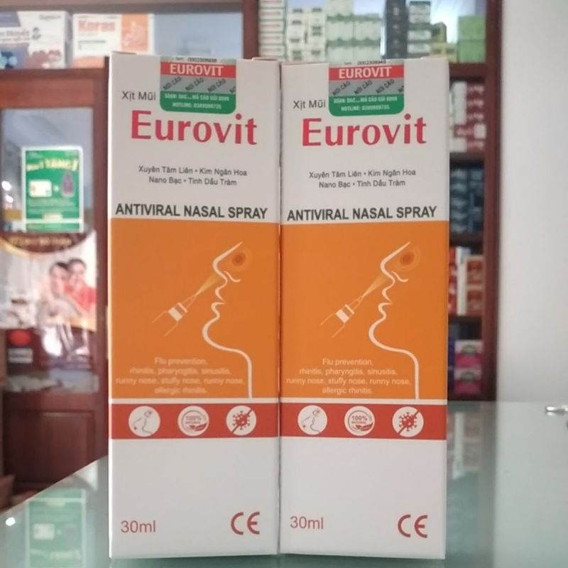Xịt mũi Eurovit với xuyên tâm liên, kim ngân hoa, nano bạc.dầu tràm giúp ngừa cảm cúm, hết nghẹt mũi