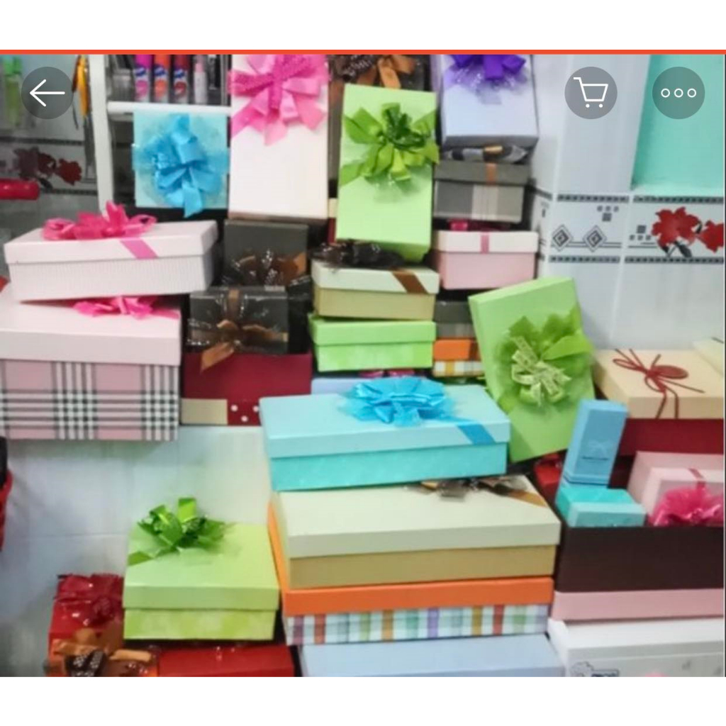 HỘP QUÀ TẶNG BẠN SHOP SẼ TẶNG BẠN MỘT MÓN QUÀ NGẪU NHIÊN BẤT KỲ MÀ SHOP CÓ Ạ!