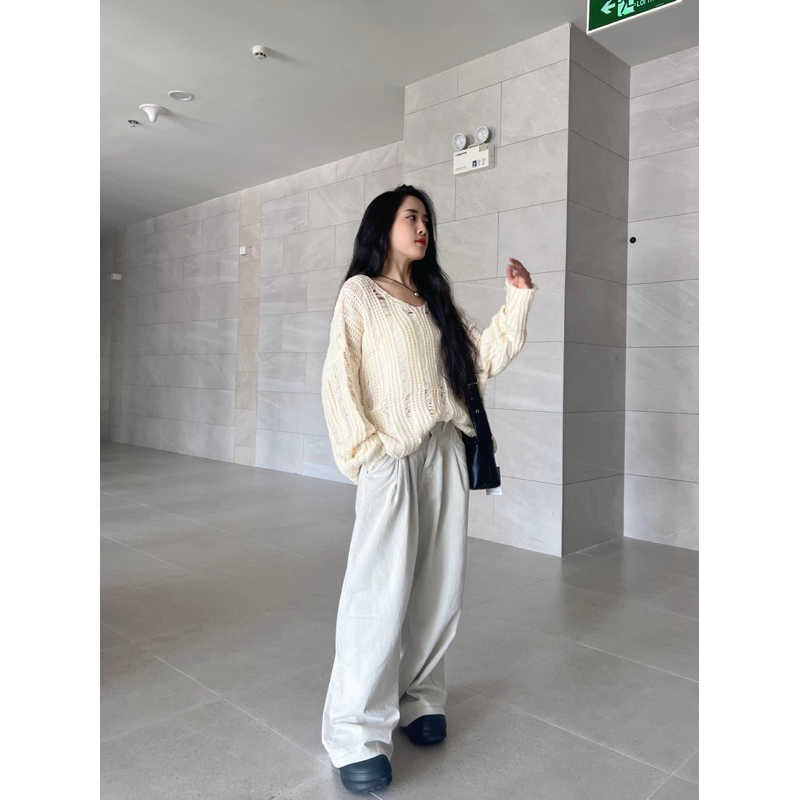 Áo len rách tay dài