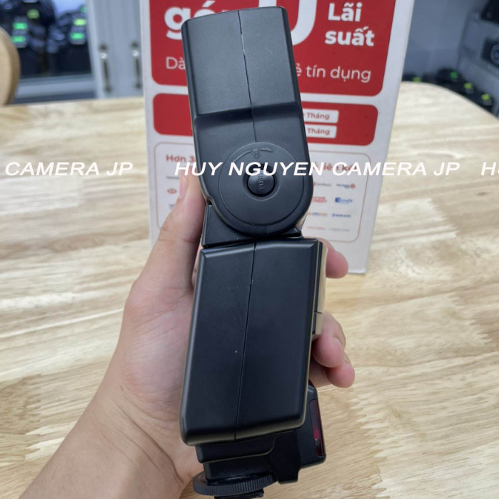 FLASH CANON 540EZ ngoại hình 90-99% . Hoạt động hoàn hảo . ánh sáng rất trong trẻo .