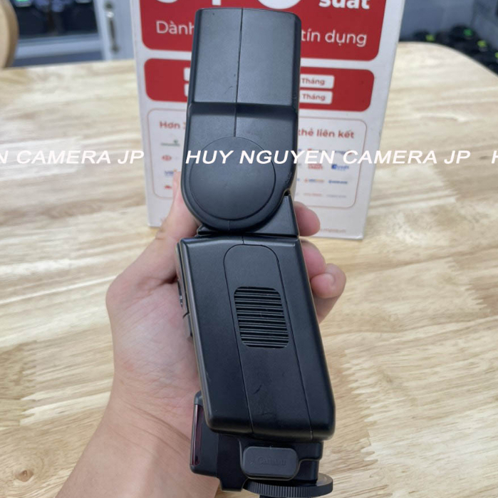 FLASH CANON 540EZ ngoại hình 90-99% . Hoạt động hoàn hảo . ánh sáng rất trong trẻo .