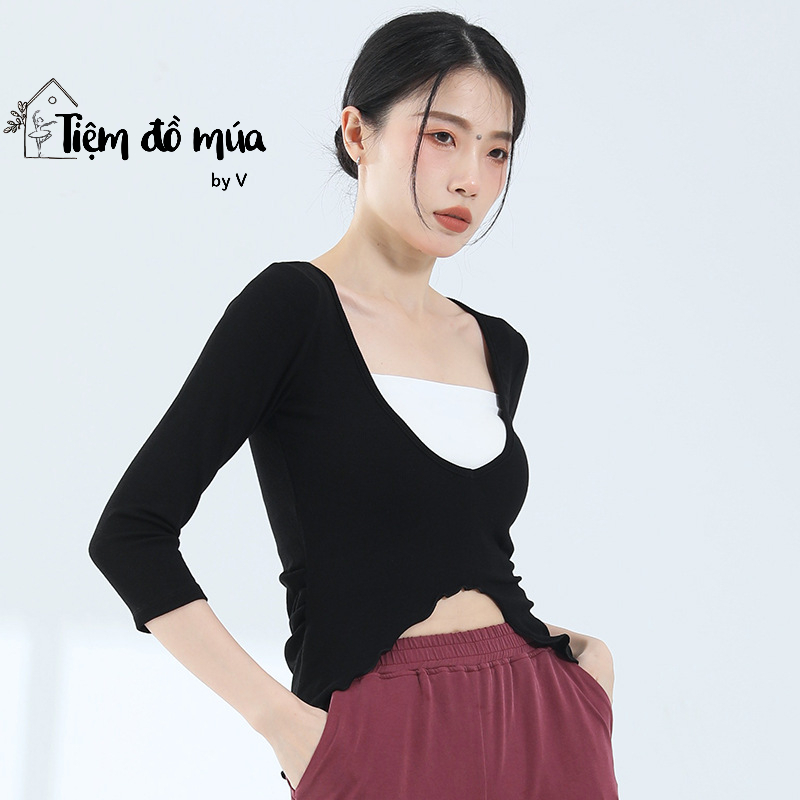 Áo thun mang hai kiểu, tay lửng, phần eo may nhíu tôn dáng