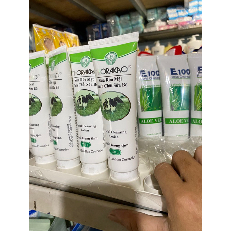 Sữa rửa mặt làm trắng da mịn màng tươi sáng ngừa mụn bo THORAKAO 120ml