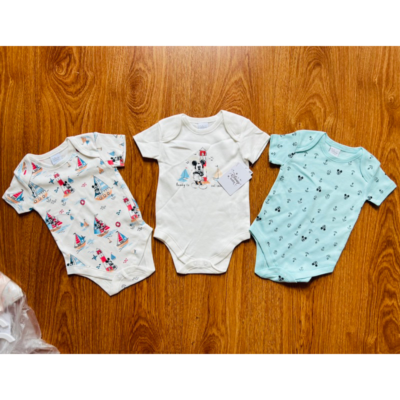Set 3 bodysuit cộc tay chính hãng Matalan
