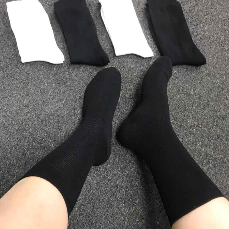Tất vớ Uni.qlo nam nữ cổ lửng trắng đen trơn chất cotton mềm mịn