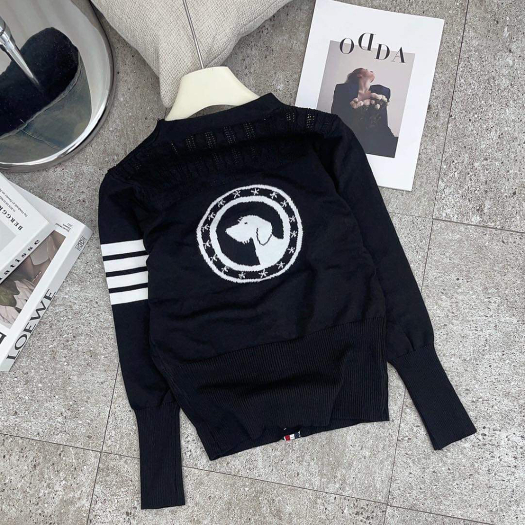 Áo cdg thêu chú chó