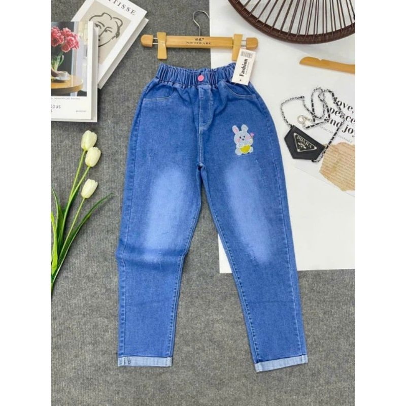 Q01 Quần dài bé gái, quần jeans bé gái, quần bò mềm cho bé gái ,quần baggy cho bé,quần học sinh cấp bé 30kg